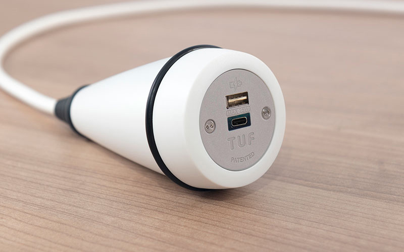 PENDULUM Power Module, Single gang, in 8 vibrant colour options, USB & AC Power. 3 PENDULUM Power Module, Single gang, in 8 vibrant colour options, USB & AC Power. - Image 3