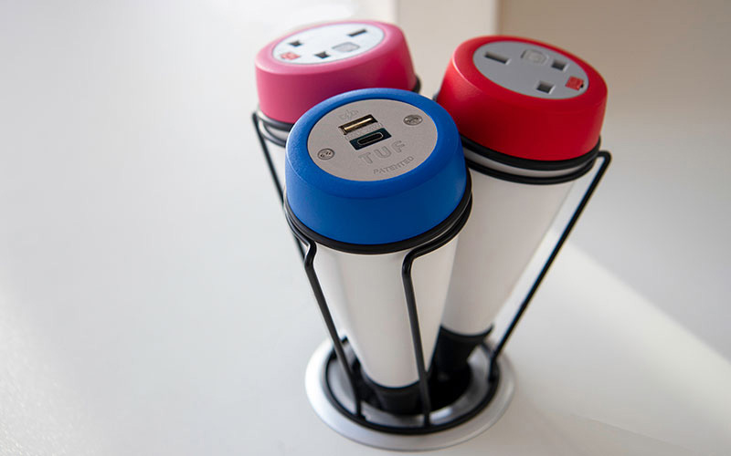 PENDULUM Power Module, Single gang, in 8 vibrant colour options, USB & AC Power. 4 PENDULUM Power Module, Single gang, in 8 vibrant colour options, USB & AC Power. - Image 4