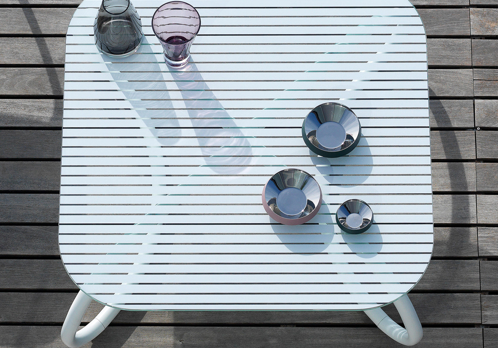 Loto Dinner table with tempered Float glass top & Aluminium legs. 8 Loto Dinner table with tempered Float glass top & Aluminium legs. - Image 8