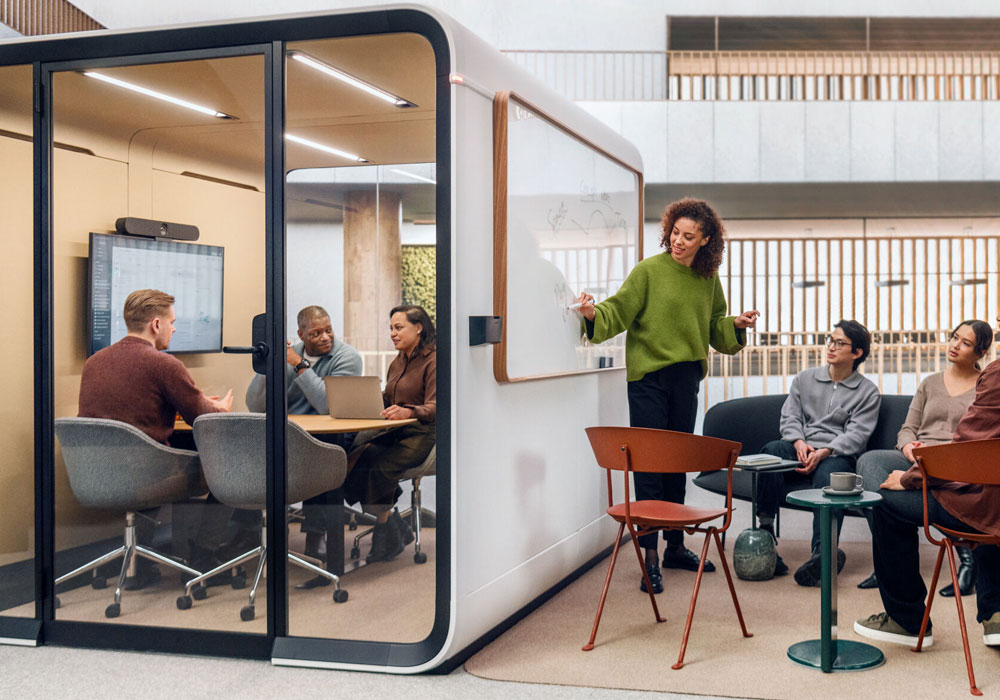 FRAMERY SIX Soundproof Meeting Room for 1-6 People 3 Framery Four Meeting Pod