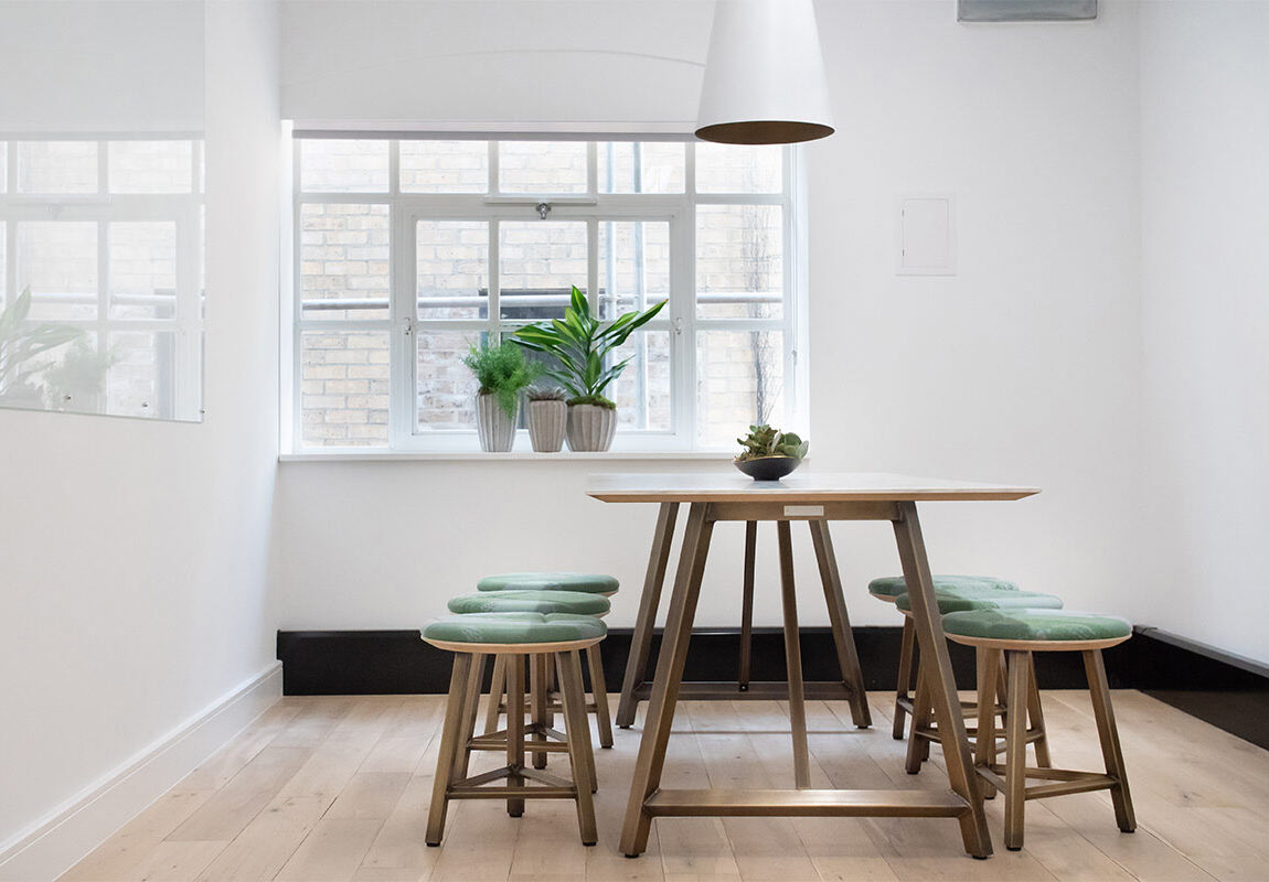 RELIC Collaboration Table, fast assembly, inset frame. Castors option for mobility. 2 Relic Collaboration office table