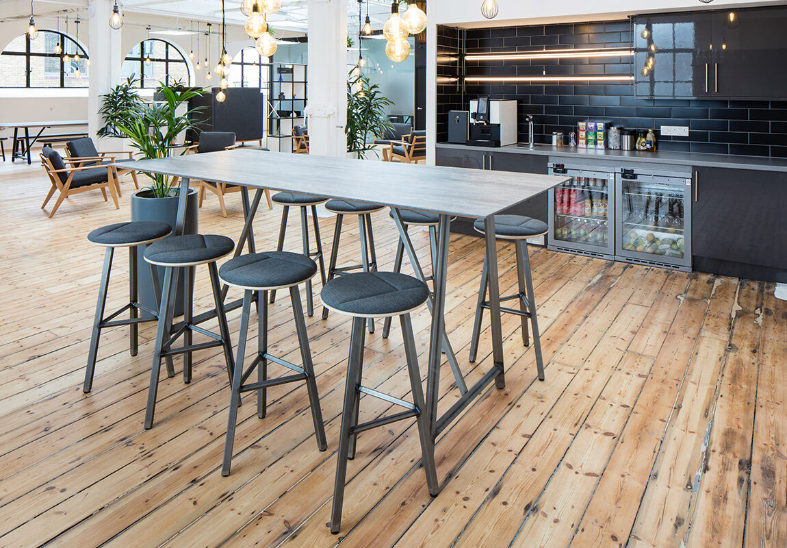 RELIC Collaboration Table, fast assembly, inset frame. Castors option for mobility. 1 Relic Collaboration office table